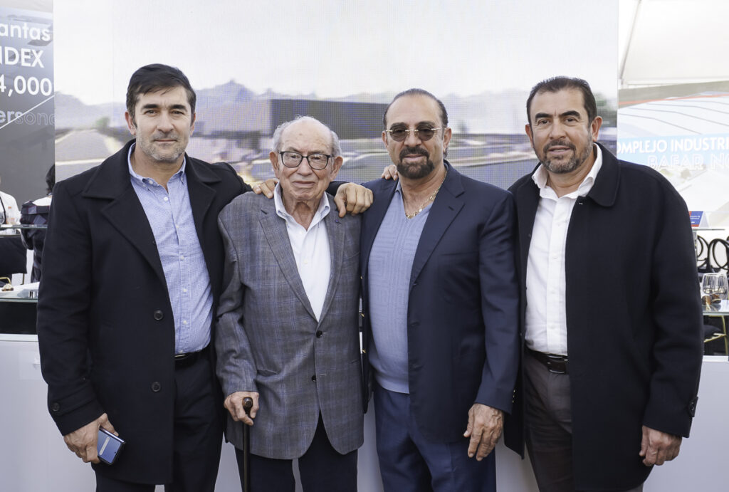 Jorge Baeza Fares, Eugenio Baeza Montes, Eugenio Baeza Fares y Guillermo Baeza Fares.