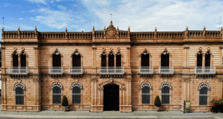 Palacio Alvarado