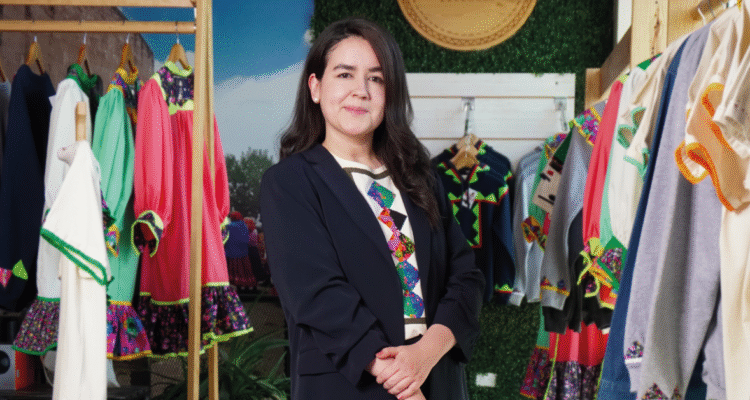 Moda con raíz rarámuri