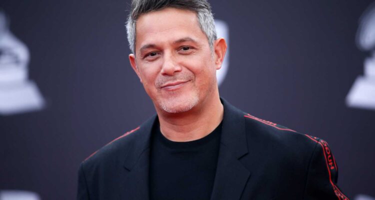 Alejandro Sanz llegará a Chihuahua para cerrar el FICUU