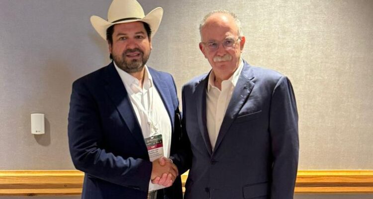 Álvaro Bustillos se reúne con secretario de Agricultura