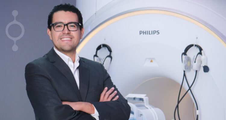 Dr. Alberto Garay Mora