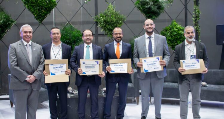 SIDE realiza panel sobre Innovación en Energía