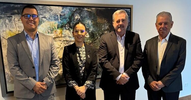 Presidente del CCE se reúne con Cónsul de Canadá