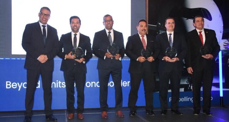 Clúster aeroespacial celebra su historia con foro de líderes que impulsaron el sector 