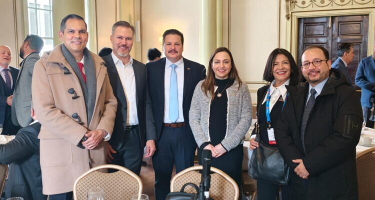 Chihuahua fortalece su presencia global en la PDAC 2026