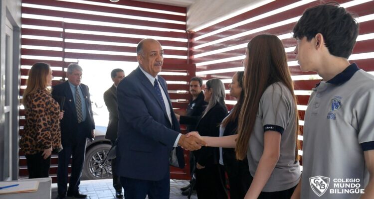 COLEGIO MUNDO BILINGÜE