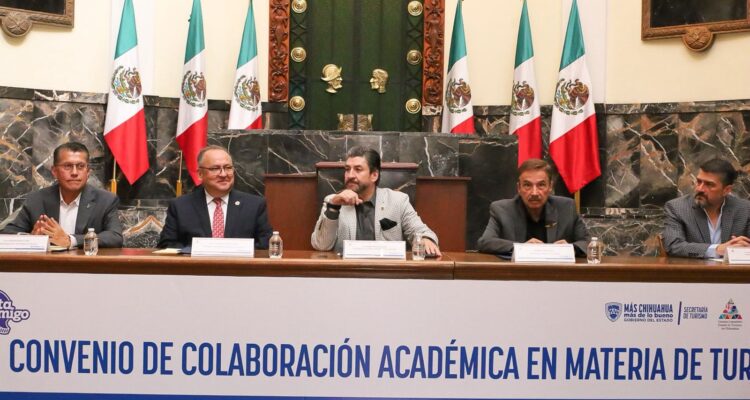 Firma Secretaría de Turismo convenio con Universidades