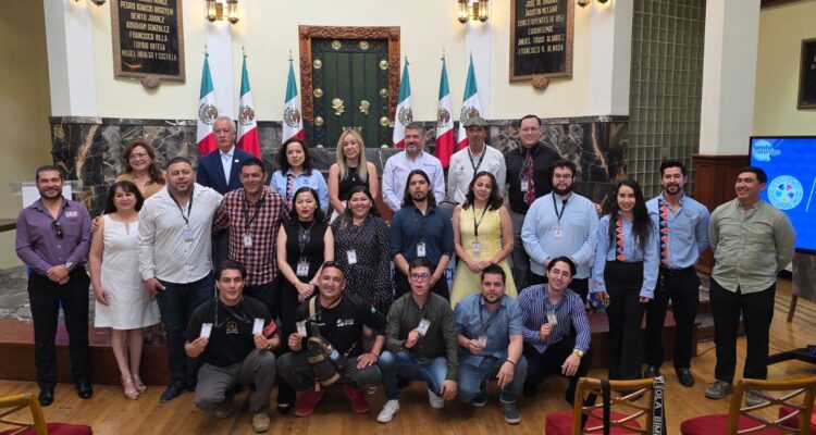Certifica turismo a 17 nuevos guías certificados