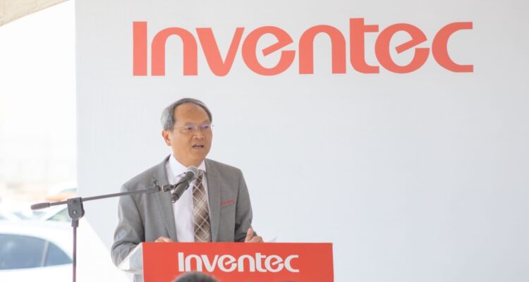 Inventec coloca primera piedra de su expansión en Ciudad Juárez